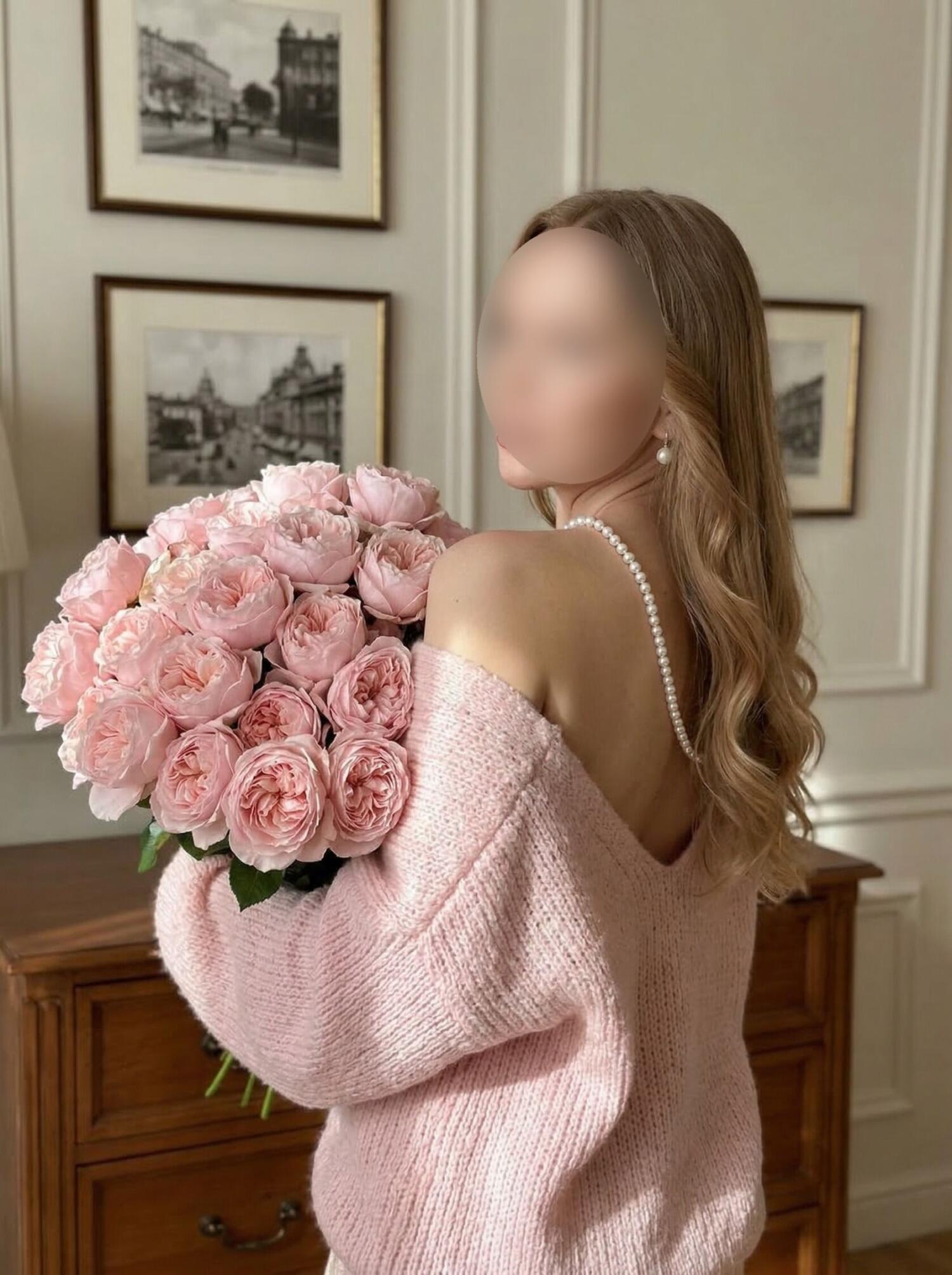Understanding Overnight Escort Service in London: What to Expect and How to Book